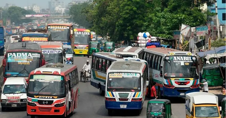 গণপরিবহনের ছবি